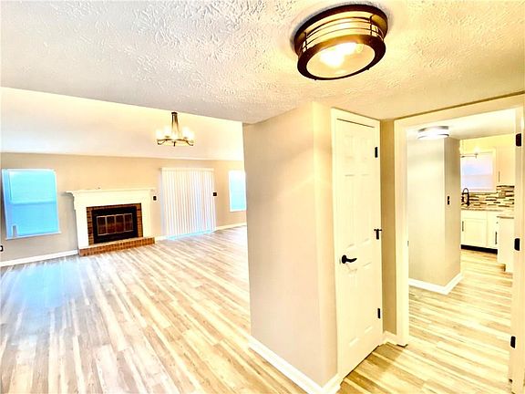 5th image of 9352 Hadway Dr