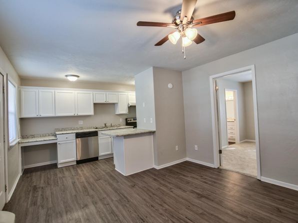 120 Valencia Dr APT 24