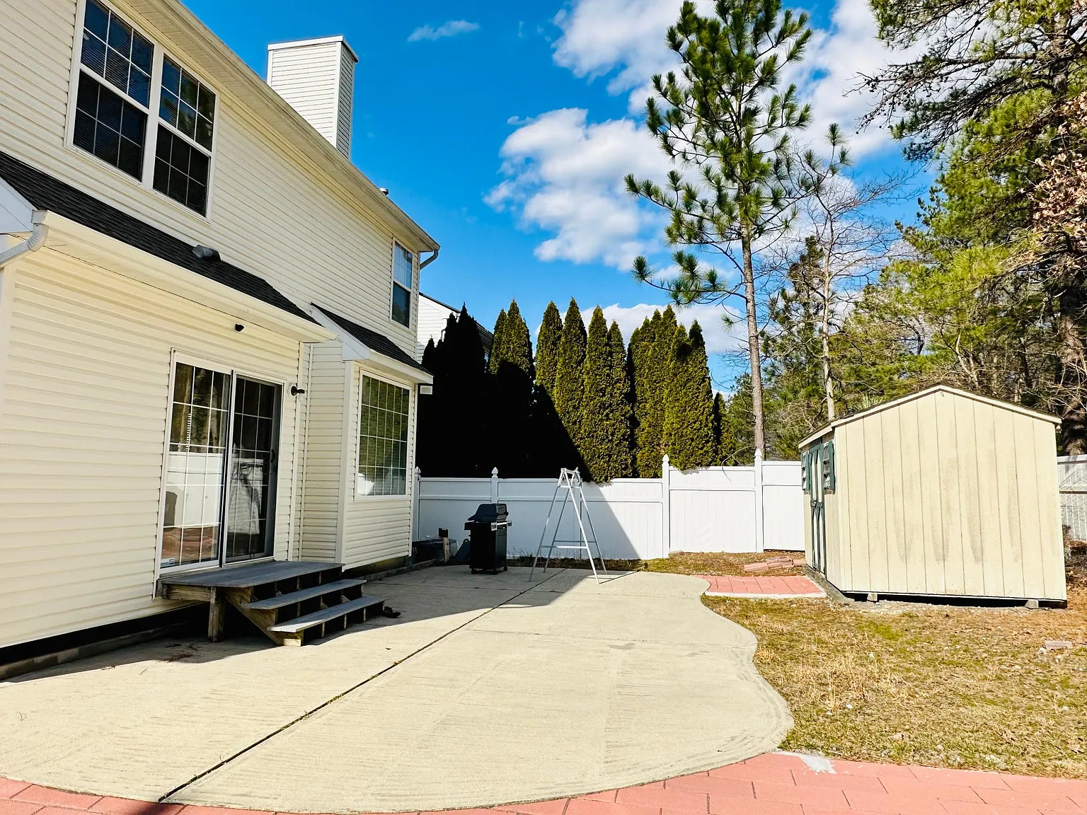 26 Imperial Dr — Photo 4