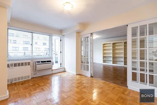 Rented by Bond New York | media 27