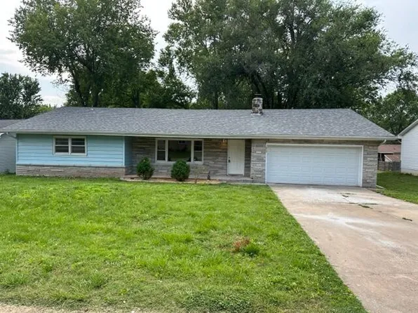 1933 S Sieger Drive, Springfield, MO 65804