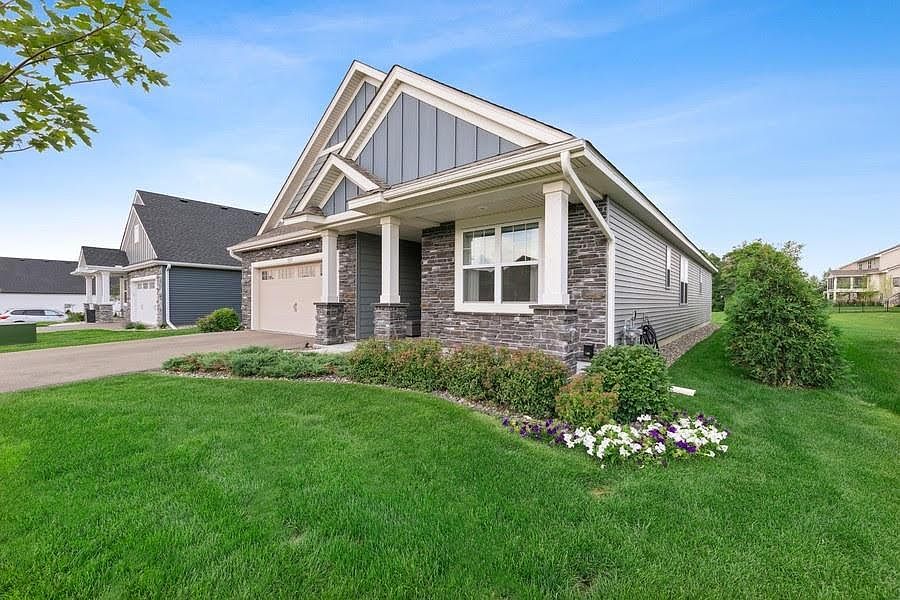 1st image of 9337 Bridle Way