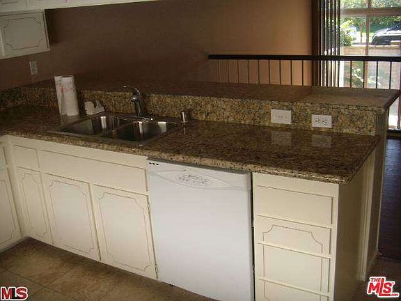 4th image of 4758 La Villa Marina Unit B