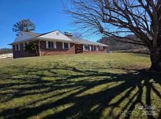 1375 E Us Highway 19e, Burnsville, NC 28714