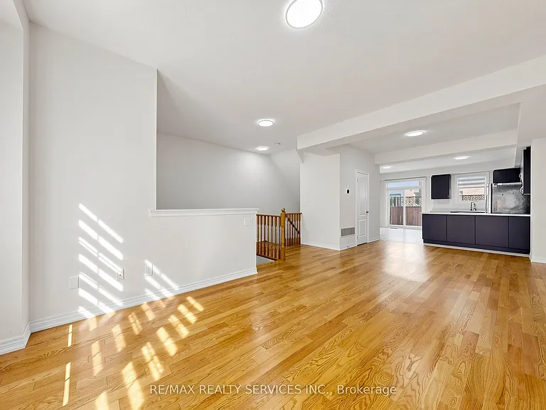 19 Sea Drifter Cres — Photo 12