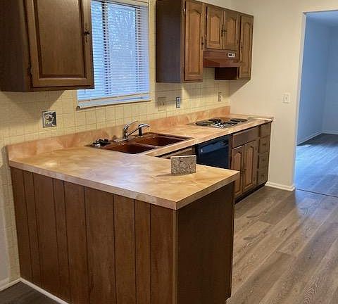 Kitchen; counters have been replaced