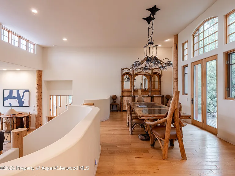40 Maple Ridge Ln — Photo 16