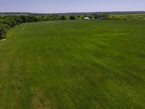 TRACT Two Rock Spgs, Montague, TX 76251