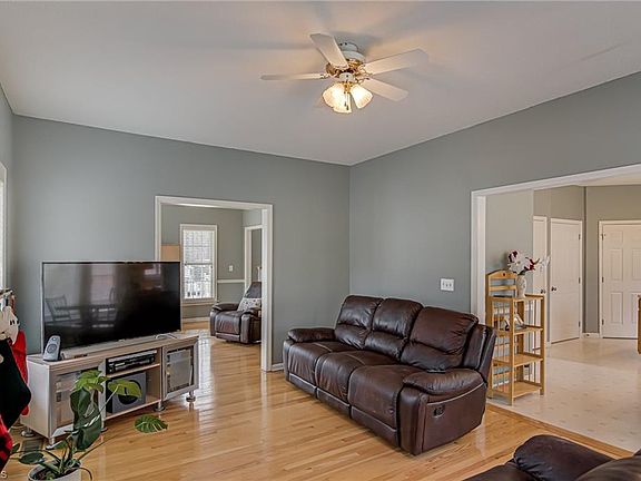 5th image of 5315 Lewey Ln