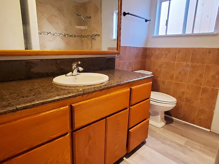 5521 Blueridge St #5 — Photo 18