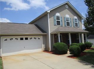 6816 Vernon Wood Ln, Charlotte, NC 28262