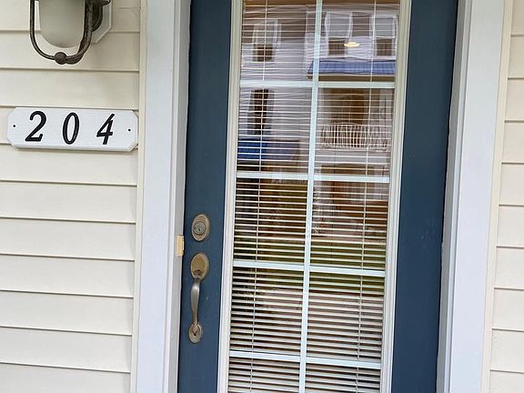 2nd image of 204 Tidewater Dr #204