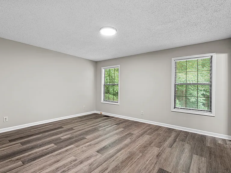 90 Edelweiss Dr — Photo 25