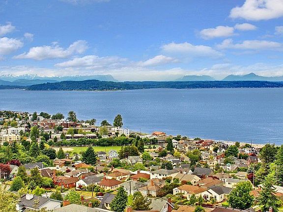 Truly, a view from almost every room, this one from the exterior view deck on the 3rd floor master s