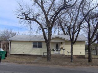 612 S Mulberry St, Eastland, TX 76448