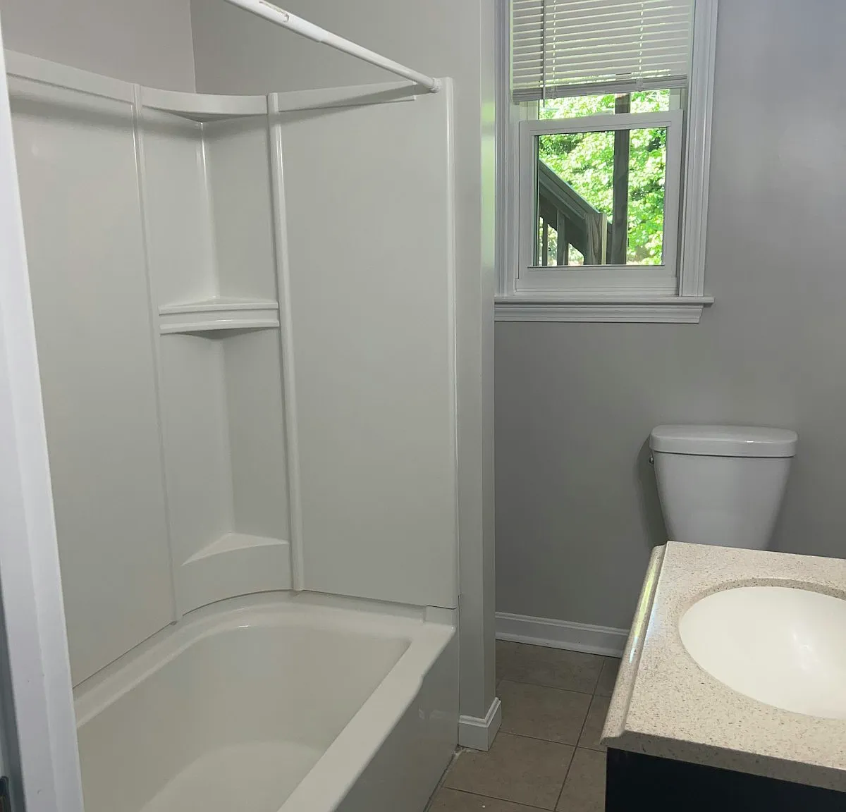 35 Edgewood St — Photo 3