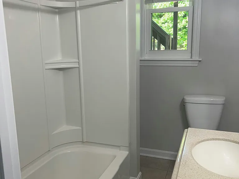 35 Edgewood St #2 — Photo 3