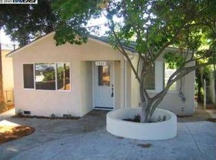 7322 Circle Hill Dr, Oakland, CA