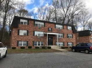 99 Upton St APT C, Grafton, MA 01519
