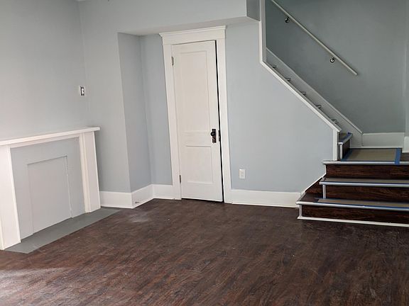 4th image of 2165 W 89th St #1A