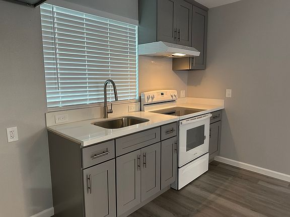 2nd image of 2338 S Pinehurst Pl #B