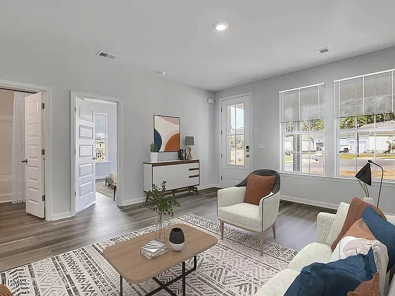 15 Backwater St — Photo 3