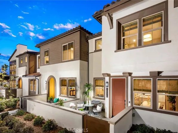 10502 Triple Crown Ln, Cypress, CA 90720