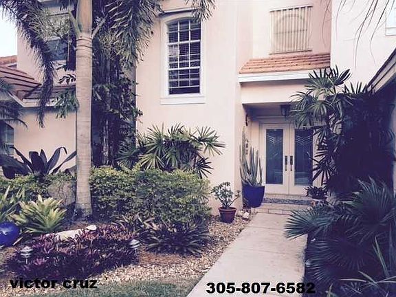 4th image of 19433 NW 87 Court Cir