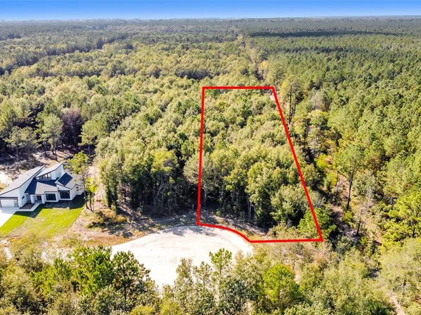 1387 Road 6604, Dayton, TX 77535