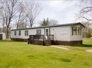 33920 Chipper Dr, Colon, MI 49040