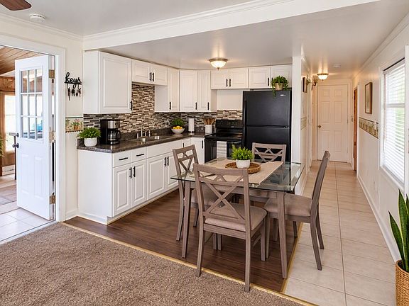 2nd image of 9033 Rawlins Ave #10