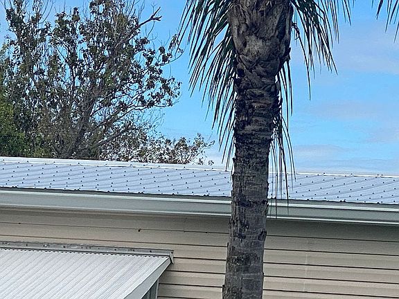 2nd image of 2 Yolanda Ln