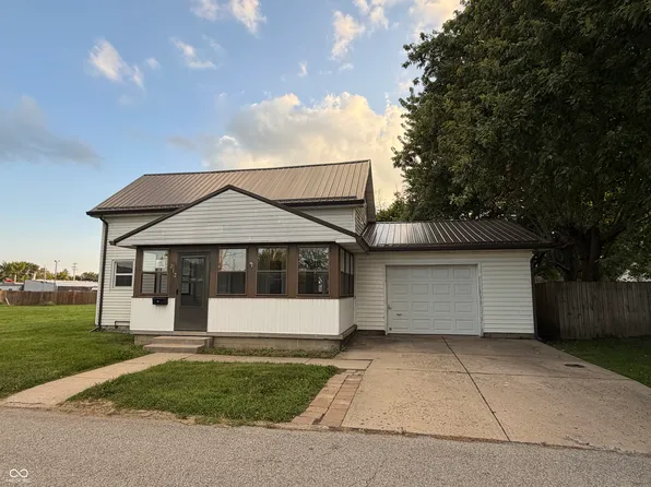 212 S McCarty St, Fortville, IN 46040