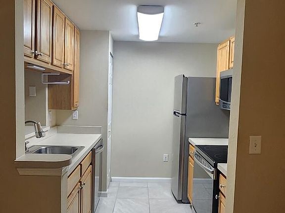 5th image of 4010 Grande Vista Blvd #25206
