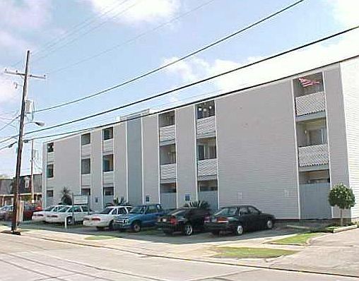 5th image of 4101 Hessmer Ave APT 306