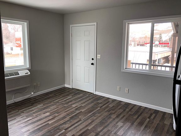 3rd image of 117 South Ave W APT 1