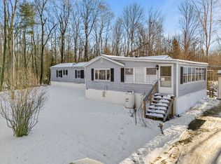 336 Lakeview Rd, Glenburn, ME 04401