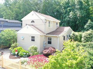 78 Rest View Ln, Wells, ME 04090