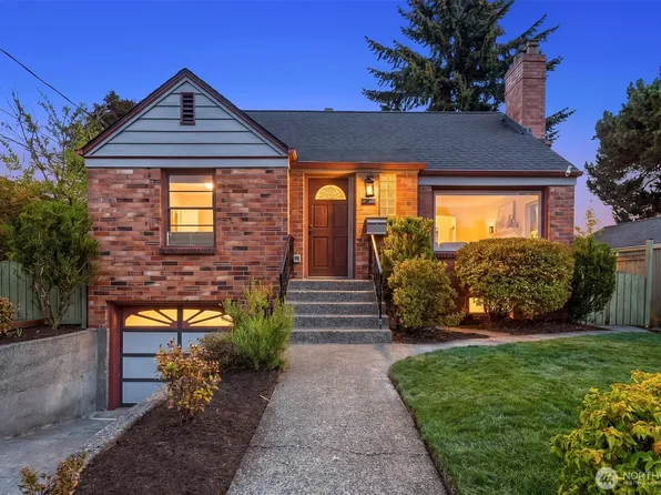7812 Stone Avenue N, Seattle, WA 98103