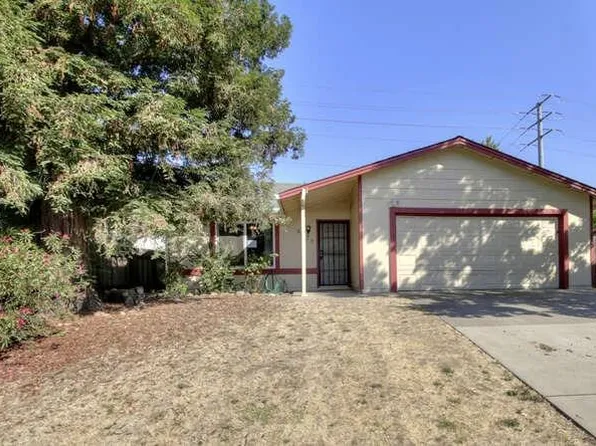 4928 Kingbird Way, Sacramento, CA 95842