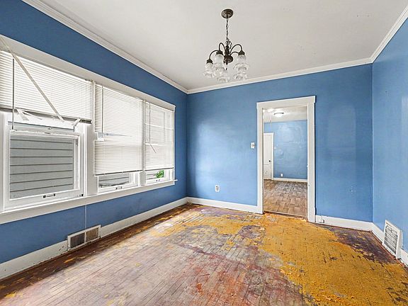 5th image of 988 Wentworth Ave