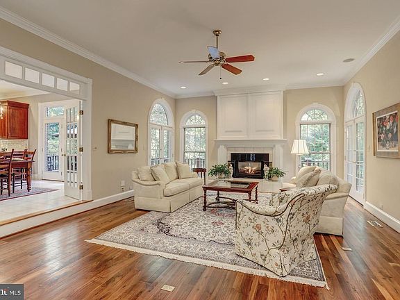 5th image of 11102 Devereux Station Ln