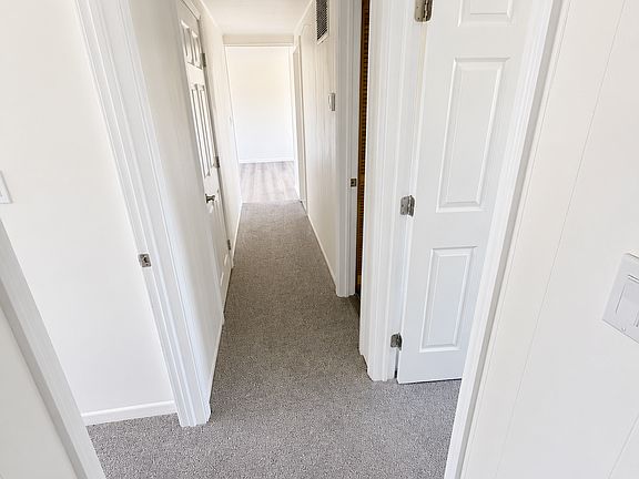 4th image of 153 Argus Dr #2