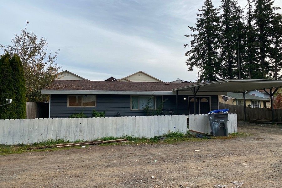 1st image of 1126 Poindexter Ave W