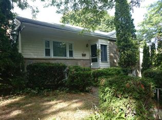 54 Brucewood St, West Roxbury, MA 02132