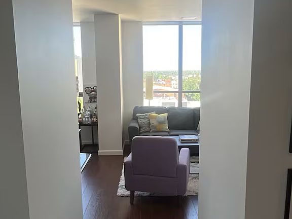 3rd image of 1127 15th St Penthouse 1503
