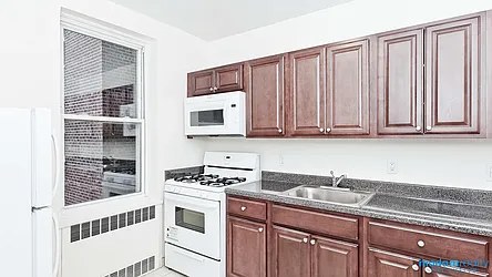 Rented by Moda Realty