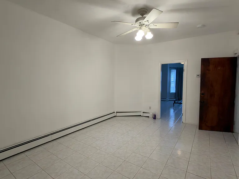 791 Saratoga St #1A — Photo 6