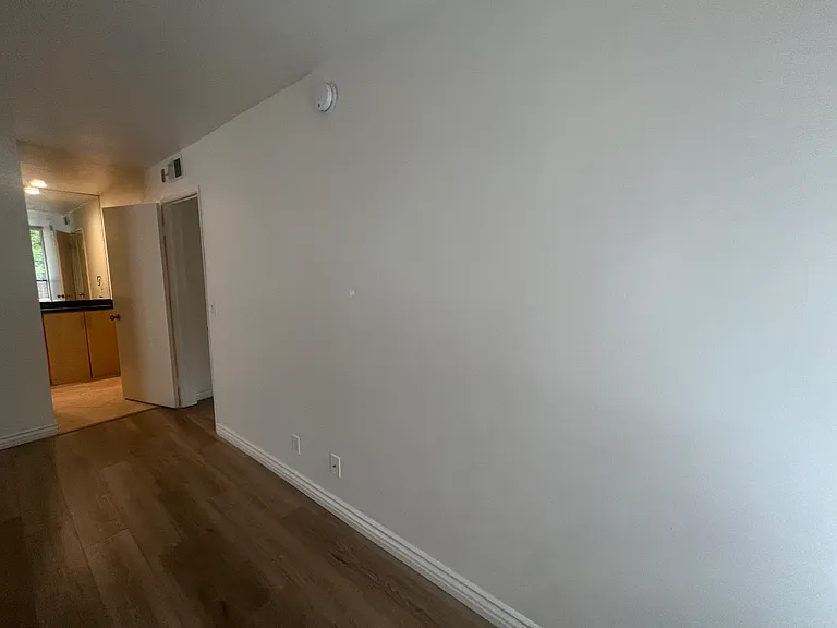 7826 Topanga Canyon Blvd #226 — Photo 22