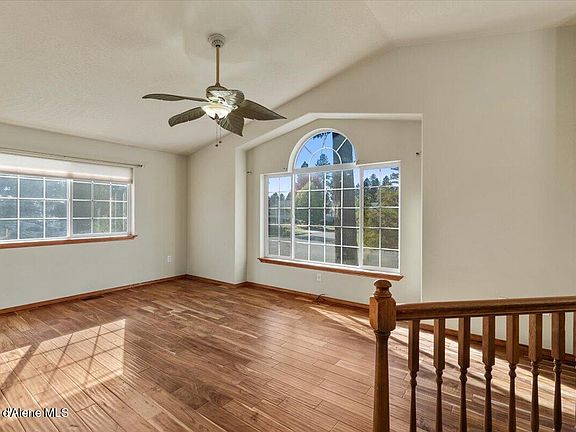 5th image of 1232 W Edgewood Cir